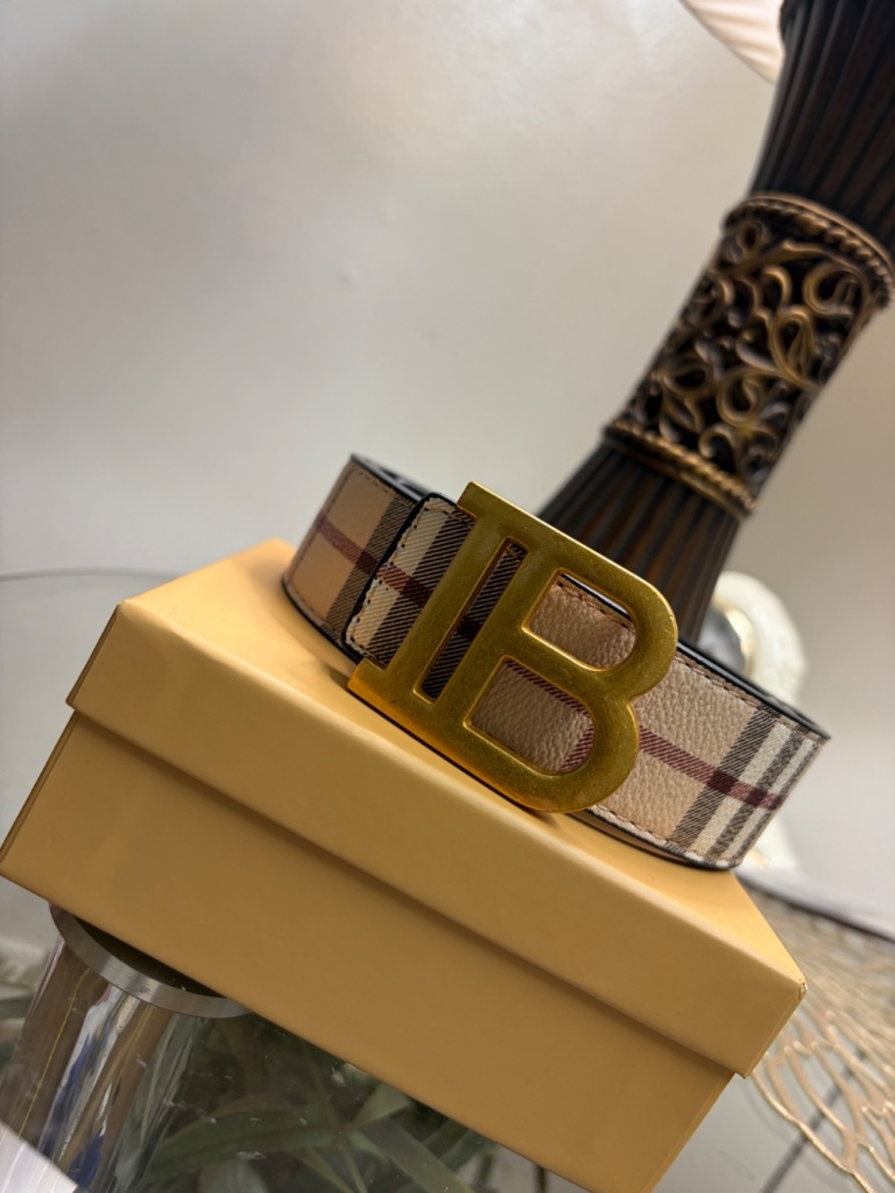 Burberry - Picture 5 of 11